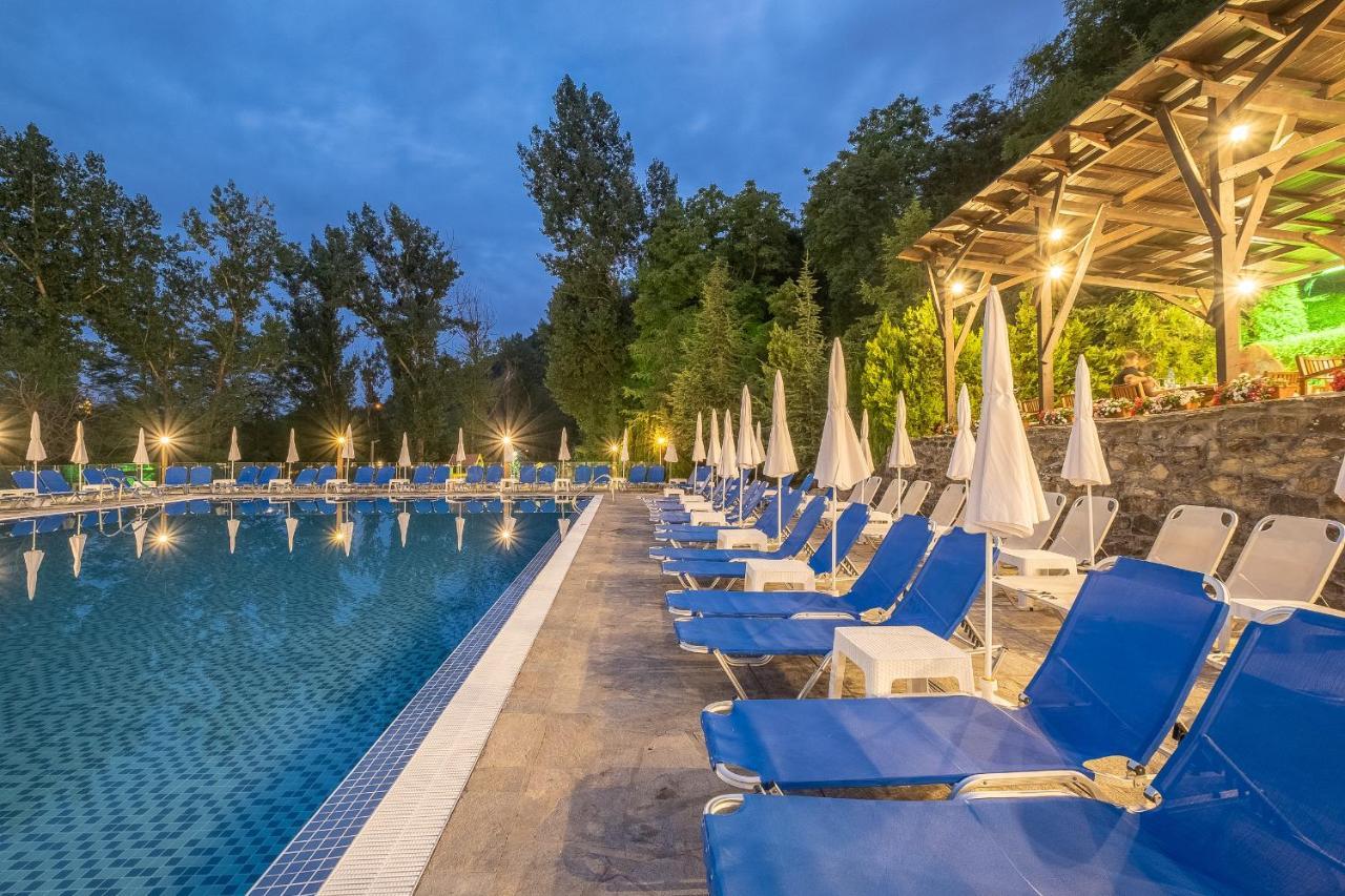 Park Hotel Asenevtsi Veliko Tŭrnovo Exterior foto