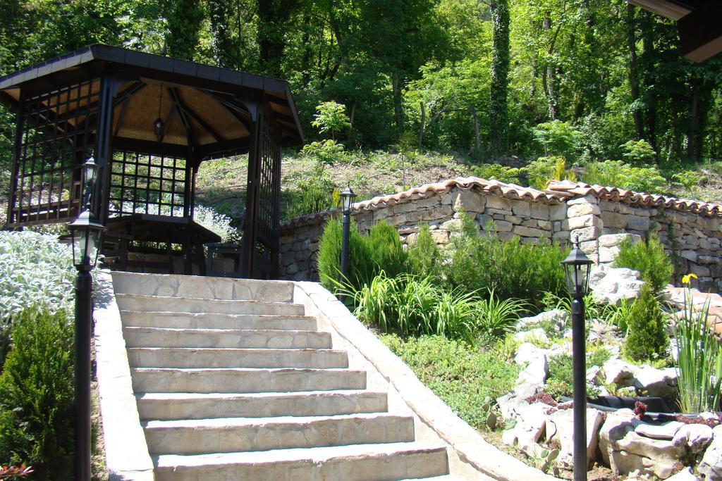 Park Hotel Asenevtsi Veliko Tŭrnovo Exterior foto